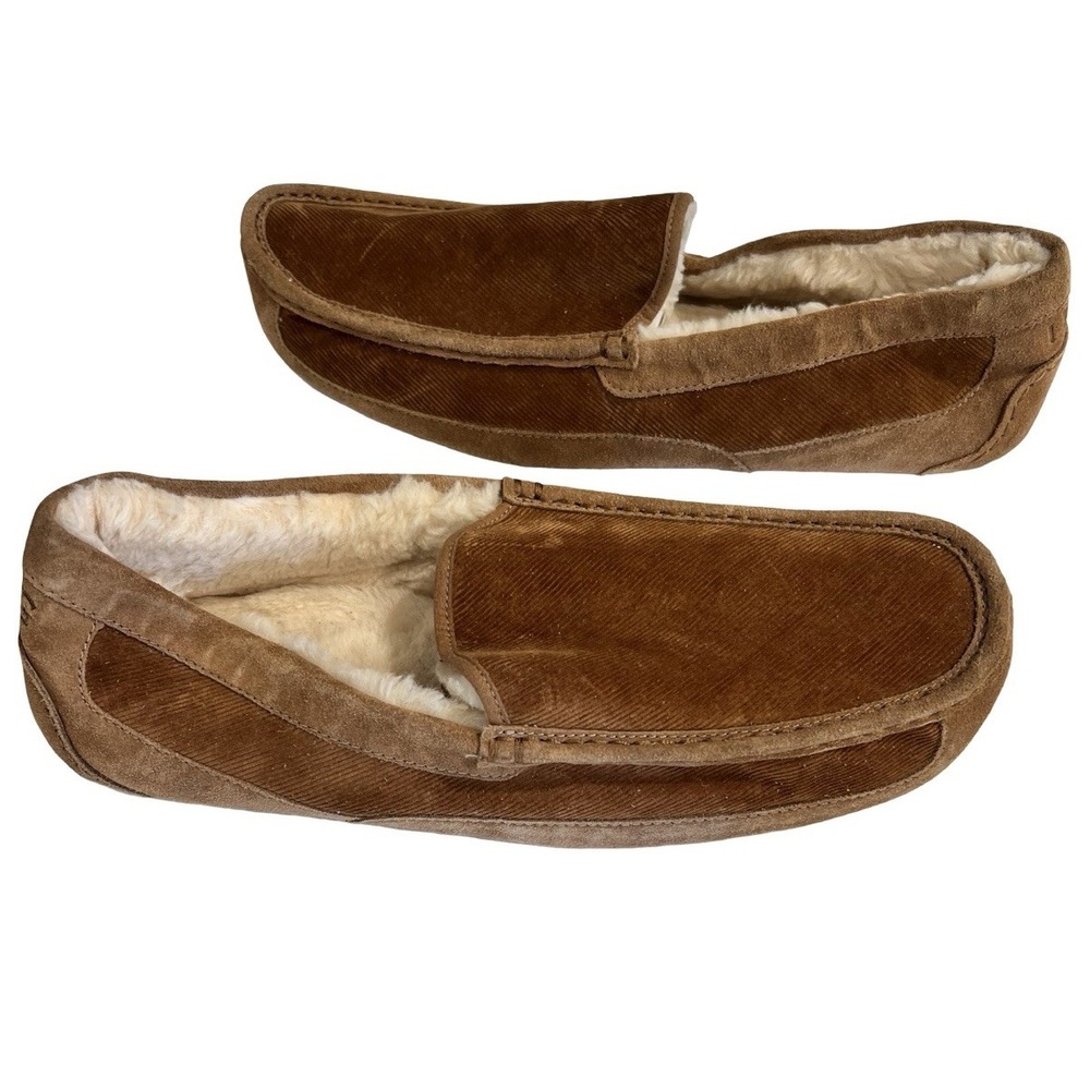 Men's UGG Ascot‎ Corduroy II, Style# 1125932, Size 18, Moccasins Shoes Chestnut